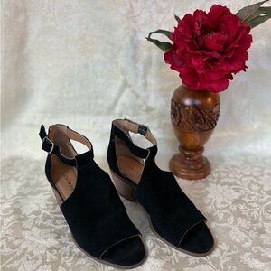 Lucky Brand Baxley Black Suede Heeled Sandals